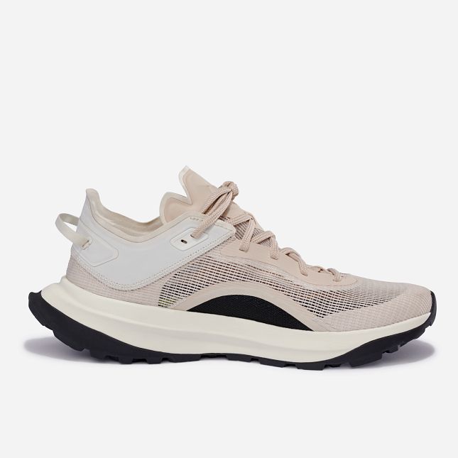Vasque men's sneakers deals